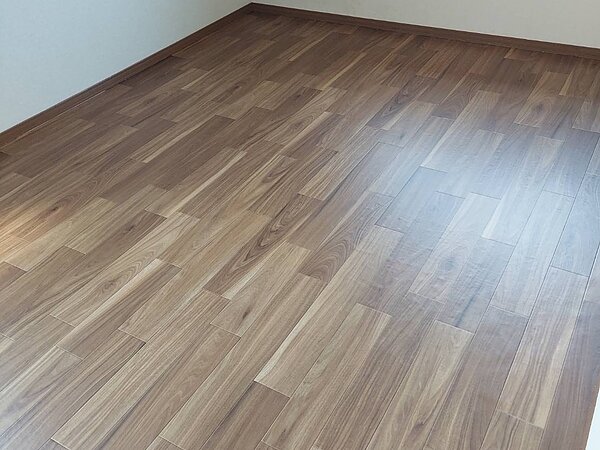 宮崎市でフローリング張替え工事を行いました｜お部屋の印象を一新する床リフォームの画像